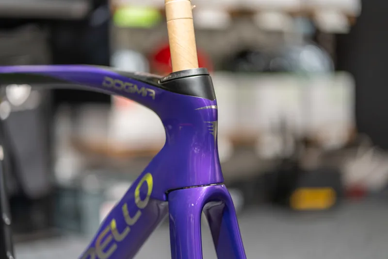 Pinarello Dogma F Disc framset Electro Violet-1