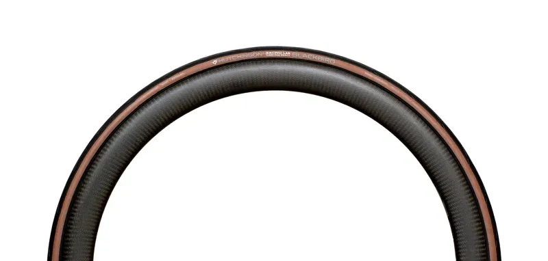 Hutchinson Blackbird Road Tyre Tan Wall 700c-2
