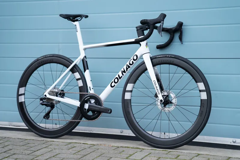 Colnago V3 Carbon Road Bike White Black Classified Powershift Ex Demo Size 50s