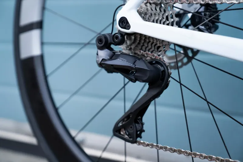 Colnago V3 Carbon Road Bike White/Black Classified Powershift Ex-Demo Size 50s-5