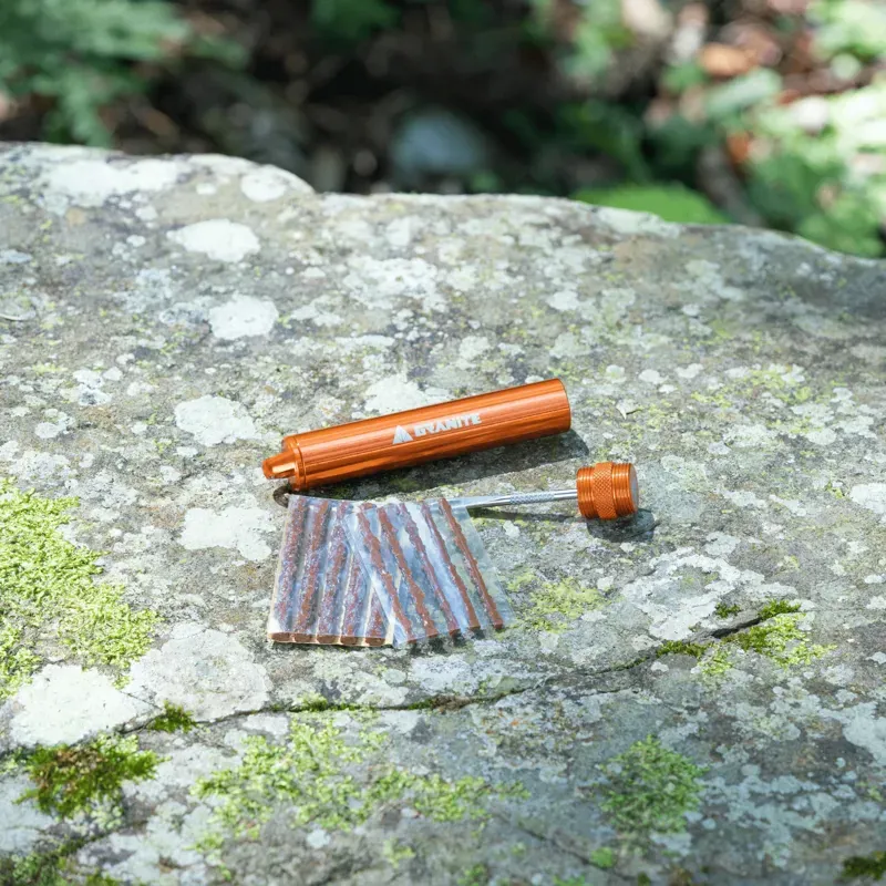 Granite Suture Tyre Plug Kit - Tubeless Tyre Repair Black-1