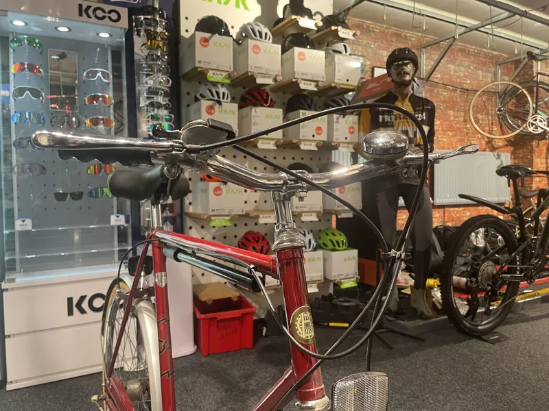 Second Hand - Hercules Cycle Commuter -4