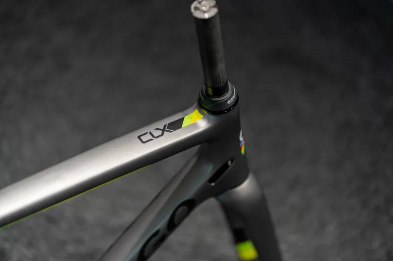 Colnago CLX EVO Disk 52s-4
