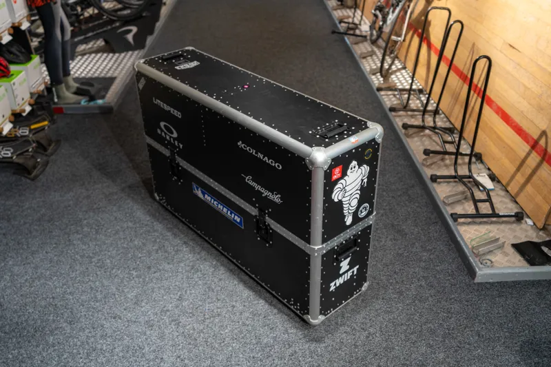 Buxom Bike Box Hire-2