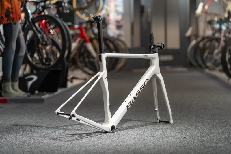 Basso Venta R Pearl Frameset White-4