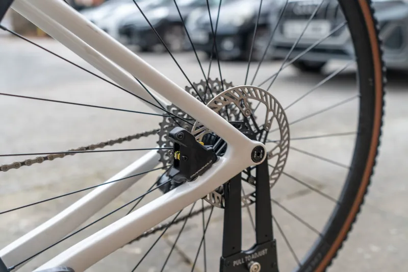 3T Exploro Race Max Red/white 58 - Second Hand-9