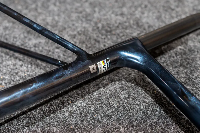 Giant Defy Advanced SL Frameset Road Bike Frameset In Arctic Blast-12