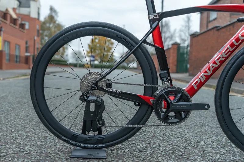 Pinarello X5 105 Di2 Starry Red Road Bike-2