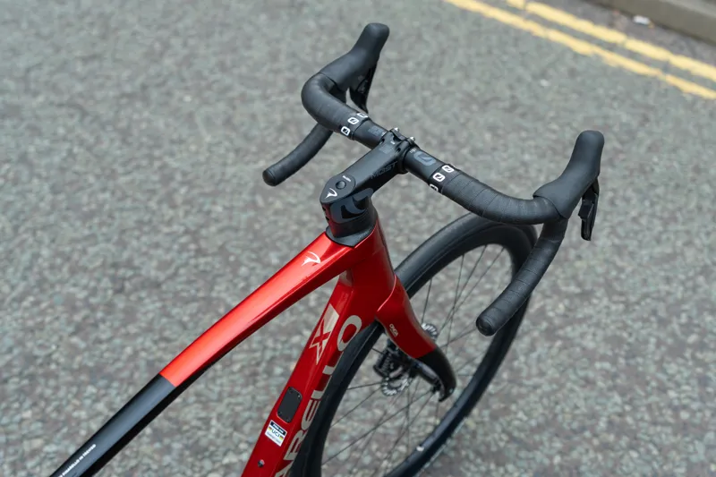Pinarello X5 105 Di2 Starry Red Road Bike-3