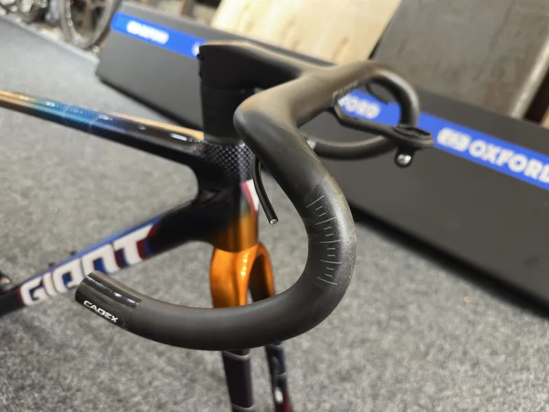 Giant TCR Advanced pro Sl Frameset/Handlbars-12