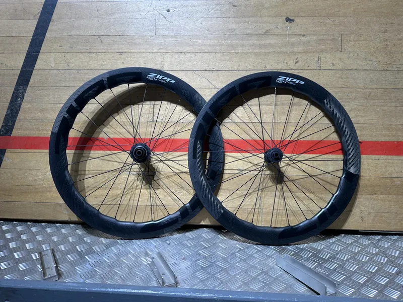 Zipp 454 NSW Ex Demo