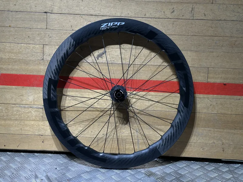 Zipp 454 NSW Ex Demo-6