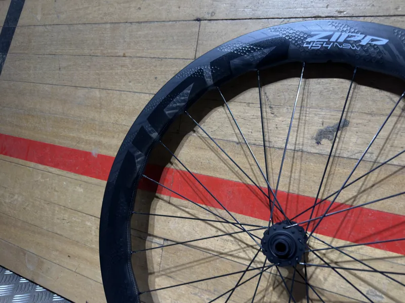 Zipp 454 NSW Ex Demo-12
