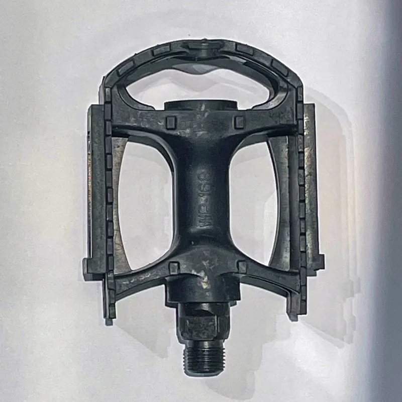 1 X Pair Bicycle Pedals Black With Reflectors 9/16-2