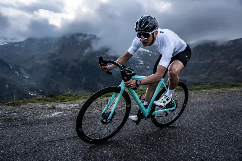 Kask Sintesi Black-1