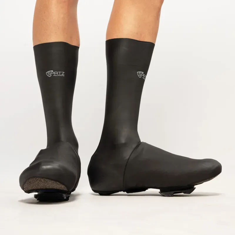 Spatzwear Aquasokz Hi Aero Oversocks in Black-1