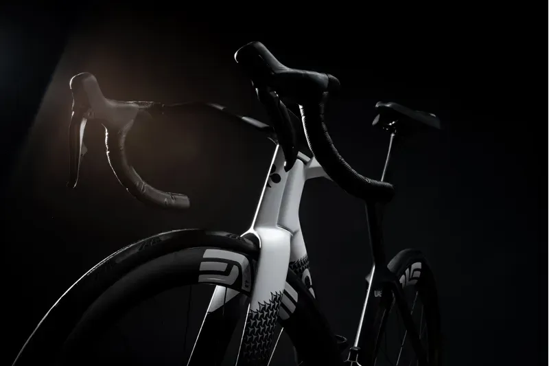 Colnago Y1RS Disc 2025 Carbon TT Aero Frameset UAE-2